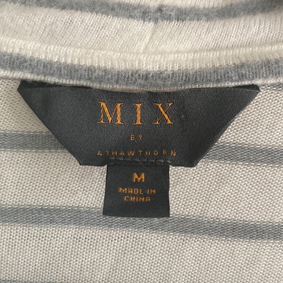 MIX by 41 Hawthorne | Barona Brushed Knit Cardigan - Picture 2 of 4